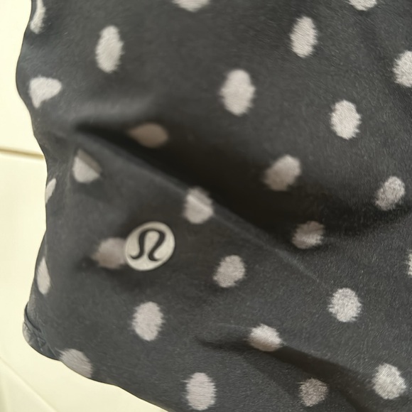 (6023) LULULEMON Go The Distance Short Sz 6 W=13" REVERSIBLE - Picture 7 of 11